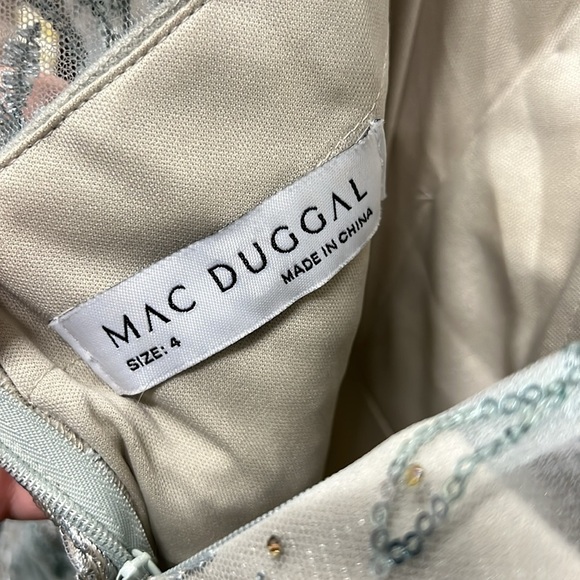 Mac Duggal 67498 NWOT FLORAL EMBROIDERED ILLUSION LONG SLEEVE GOWN - Picture 9 of 10